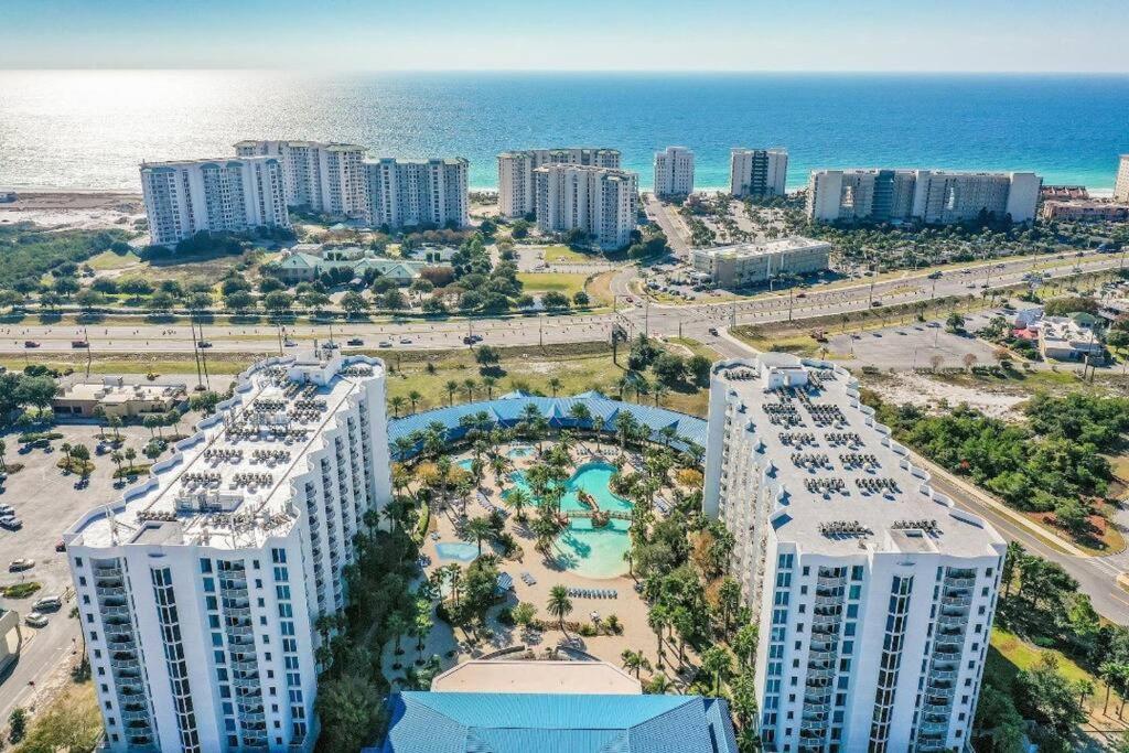 Beautiful Junior Near The Beach Palms Resort In เดสติน ภายนอก รูปภาพ